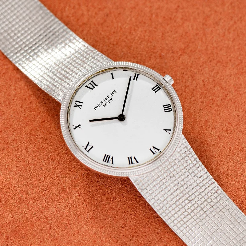 Designer Brand Watches with Unique Dial PatternsPatek Philippe Calatrava